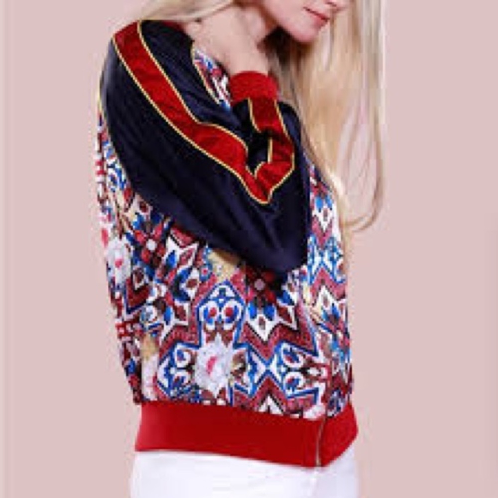 Dolce Cabo Star Pattern Bomber Jacket - Red and B… - image 3